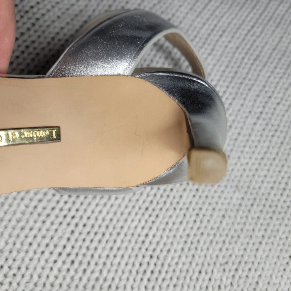 Louise et Cie Kota Metallic Silver Leather Ankle Strap Pointed Toe D Orsay 8.5